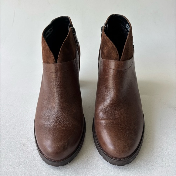 Clark’s Artisan size 8 Mission Parker Chocolate brown leather and suede boots - Picture 2 of 12
